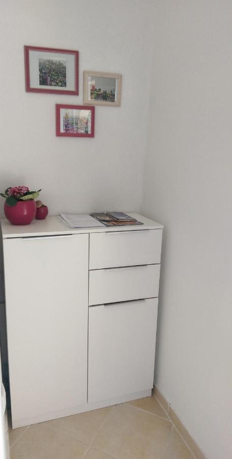 פריזבה Apartments By The Sea Cove Zaglav, Korcula - 12208 מראה חיצוני תמונה